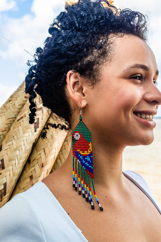 Brinco de Miçanga Arara